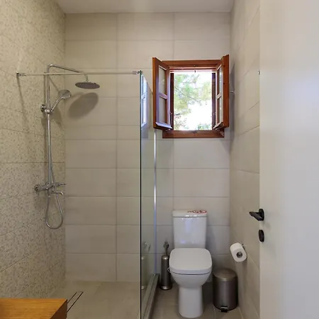 Bluebell House דירה האלקי